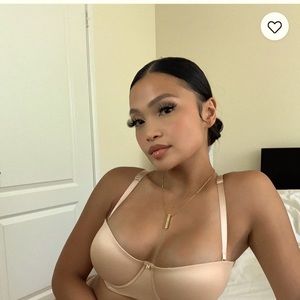 Brand New Savage X Fenty Strapless Nude Bra